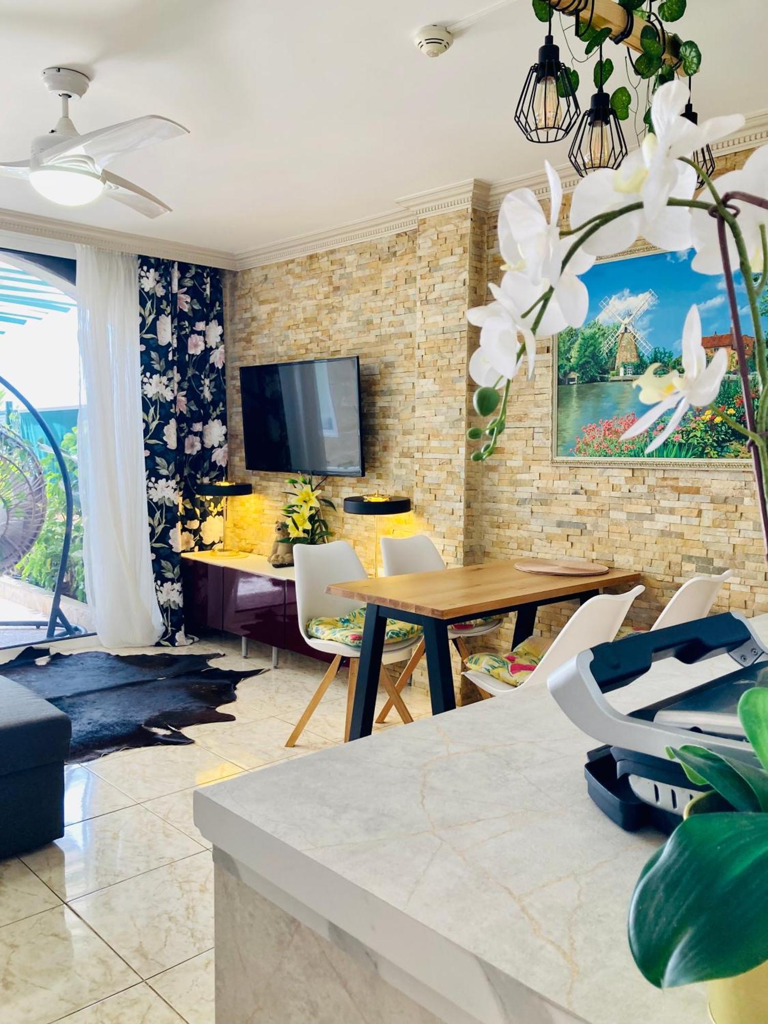 Beachfront Private Apartment In Pueblo Torviscas Sunset Harbour Costa Adeje (Tenerife) Εξωτερικό φωτογραφία